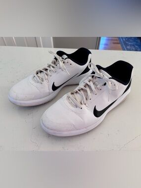 Nike Men’s Infinity Golf Shoes - Size 12